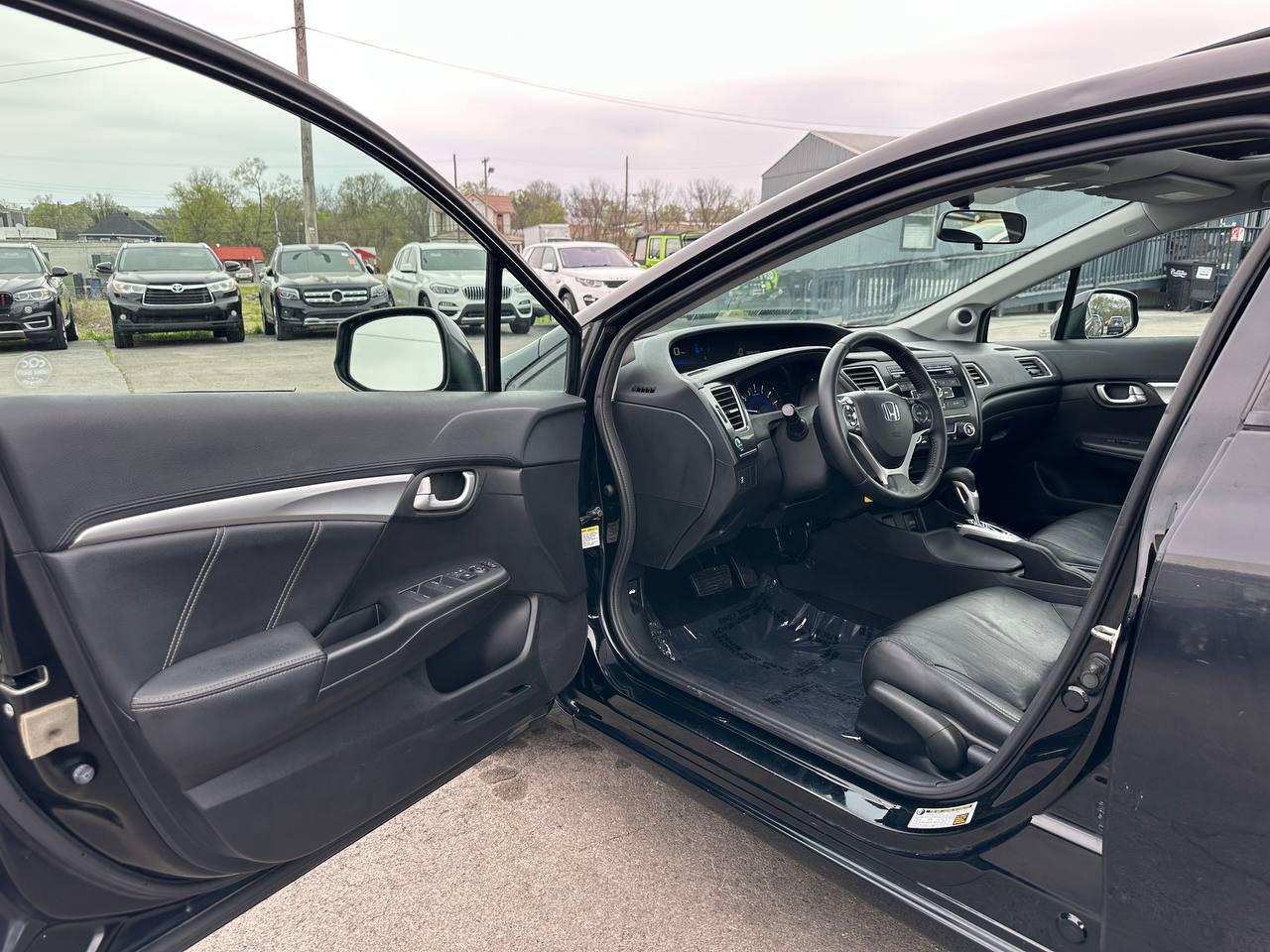 Honda Civic EX-L Sedan 5-Speed AT 2013