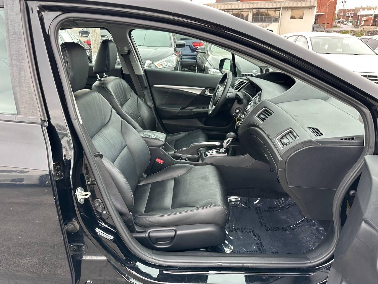 Honda Civic EX-L Sedan 5-Speed AT 2013