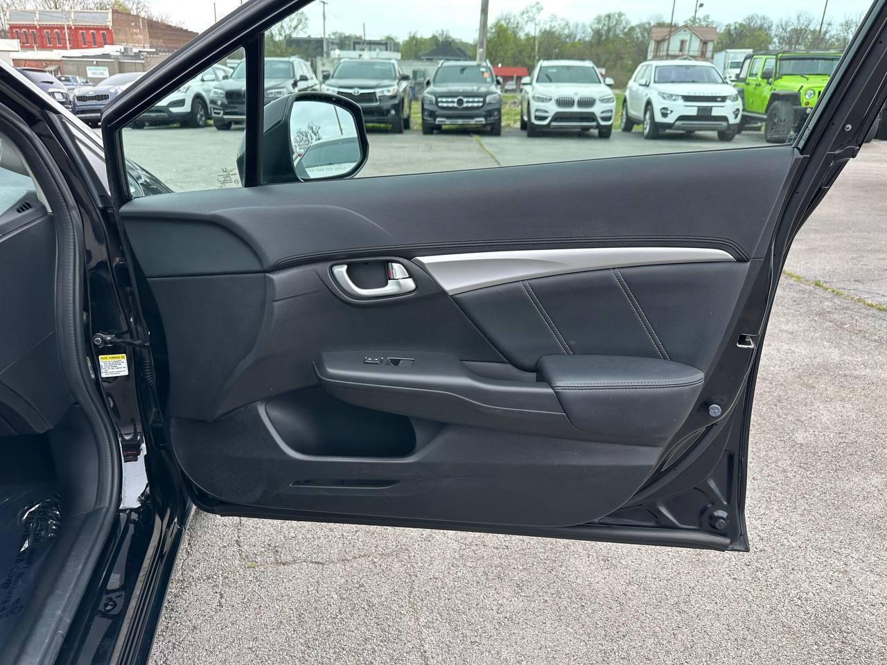 Honda Civic EX-L Sedan 5-Speed AT 2013