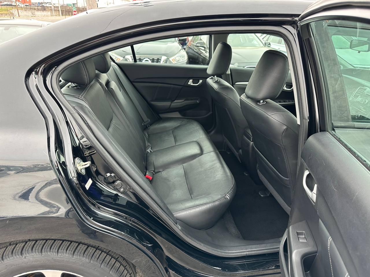 Honda Civic EX-L Sedan 5-Speed AT 2013