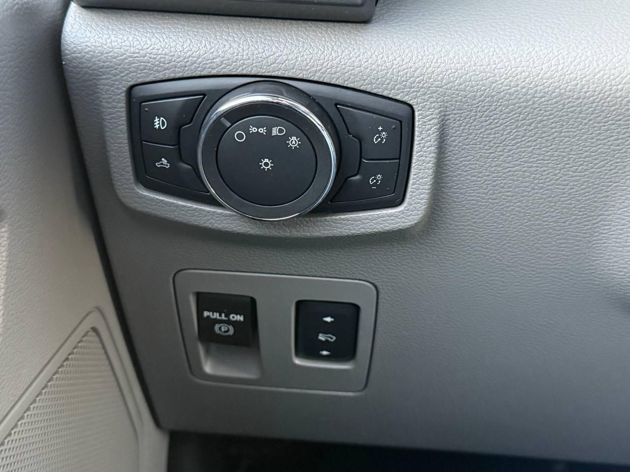 Ford F-150 XLT SuperCrew 5.5-ft. Bed 4WD 2016