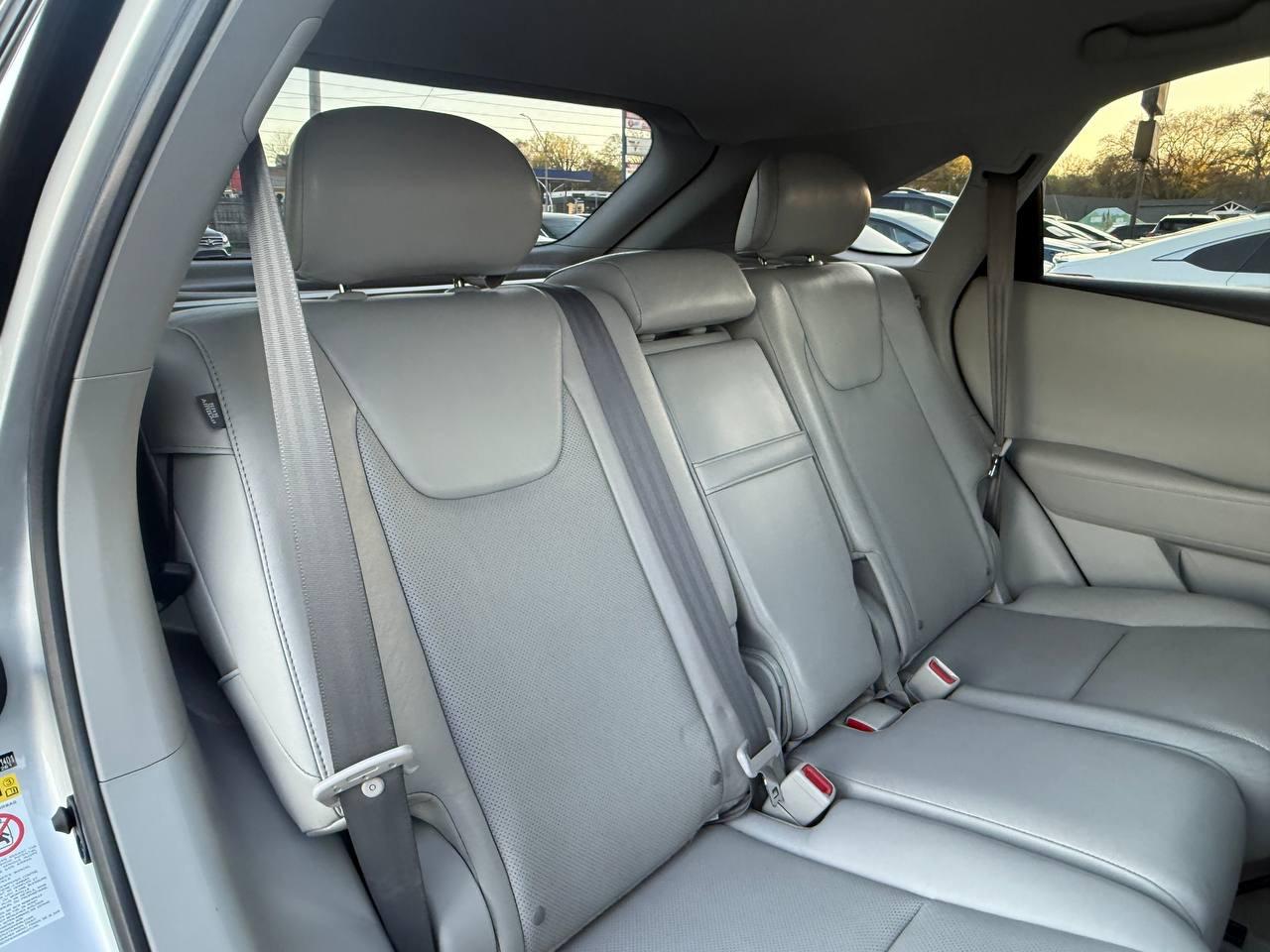 Lexus RX 350 FWD 2012