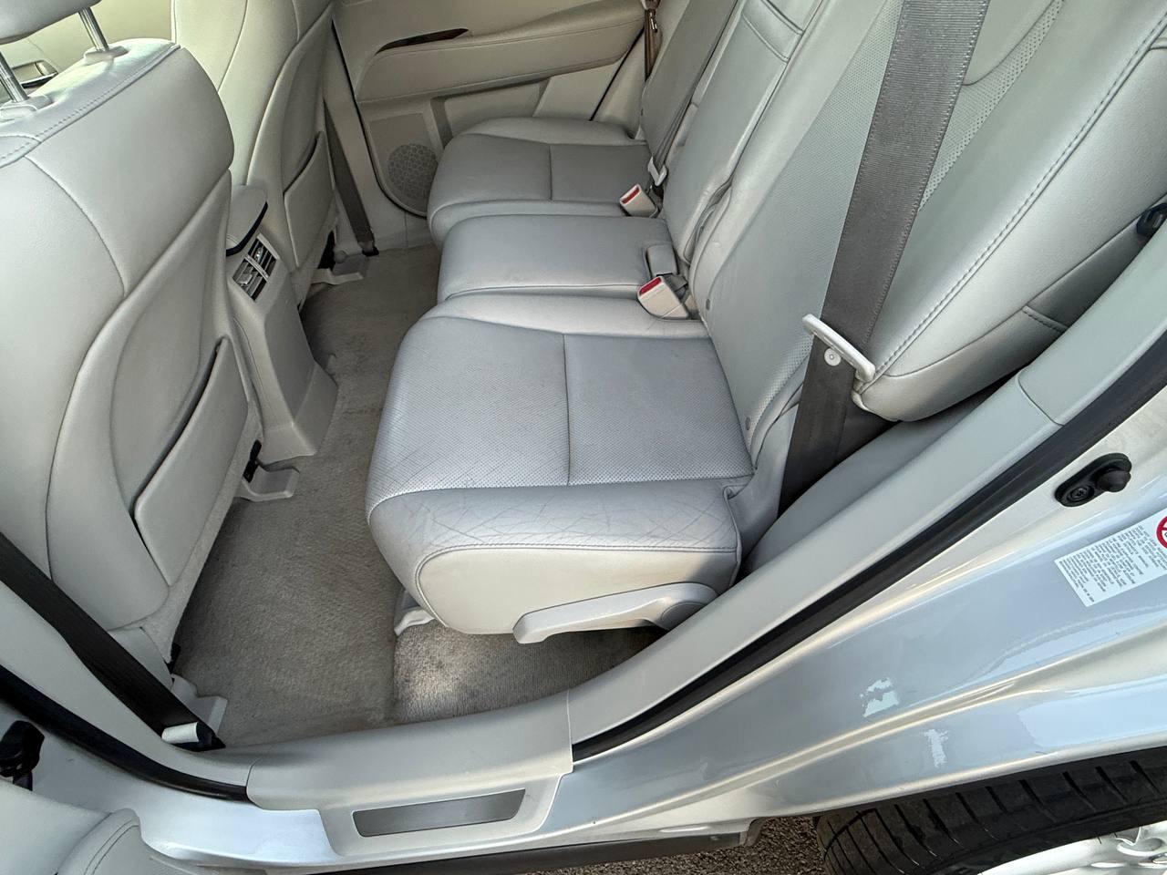 Lexus RX 350 FWD 2012