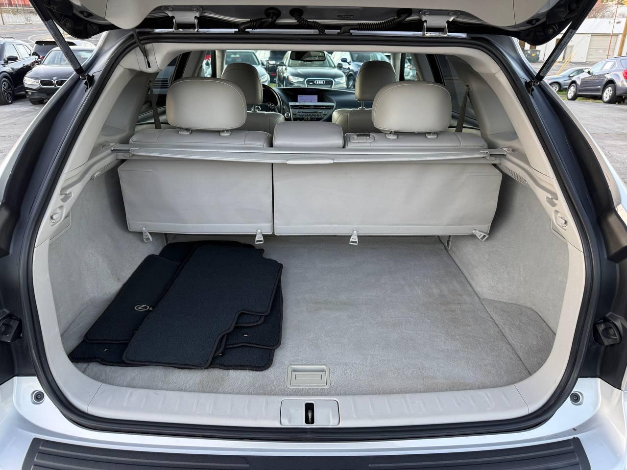 Lexus RX 350 FWD 2012