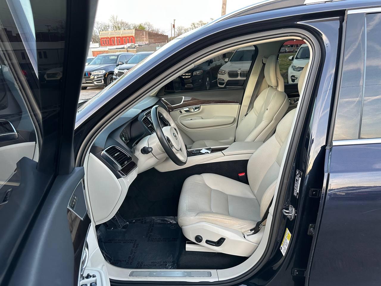 Volvo XC90 T6 Momentum AWD 2016