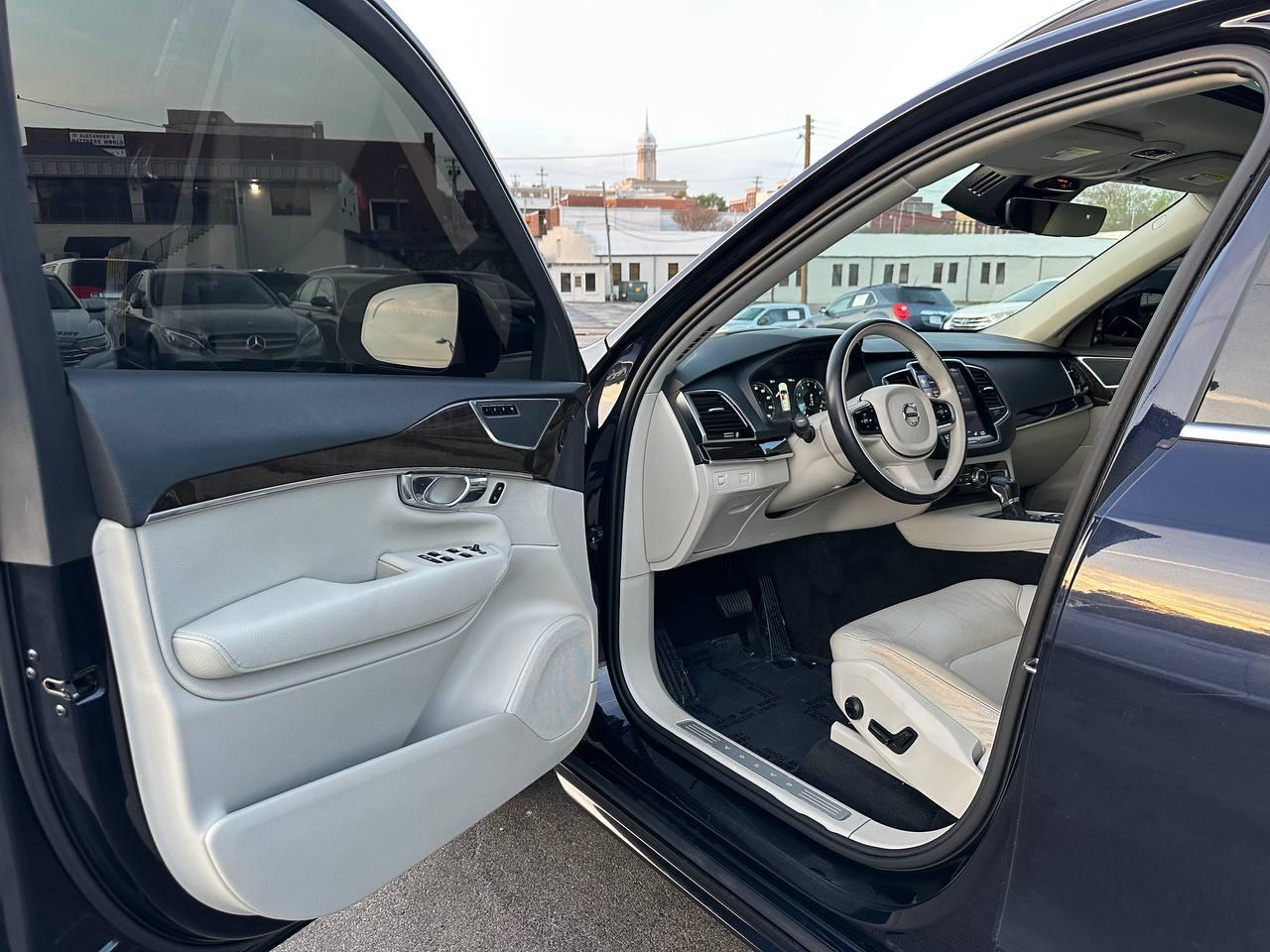 Volvo XC90 T6 Momentum AWD 2016