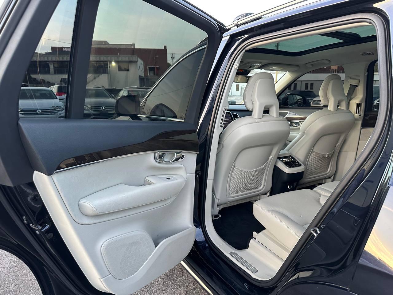 Volvo XC90 T6 Momentum AWD 2016