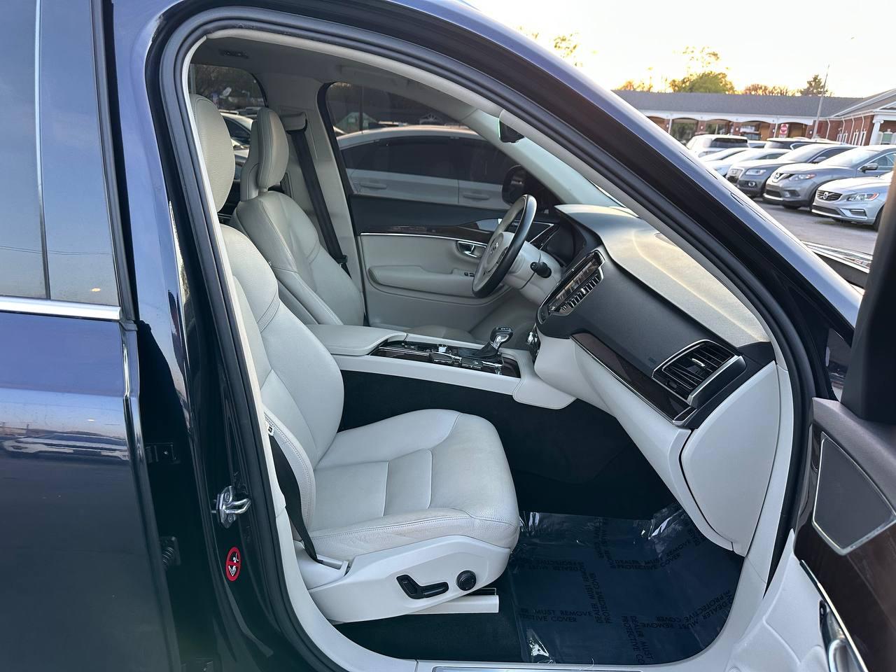 Volvo XC90 T6 Momentum AWD 2016