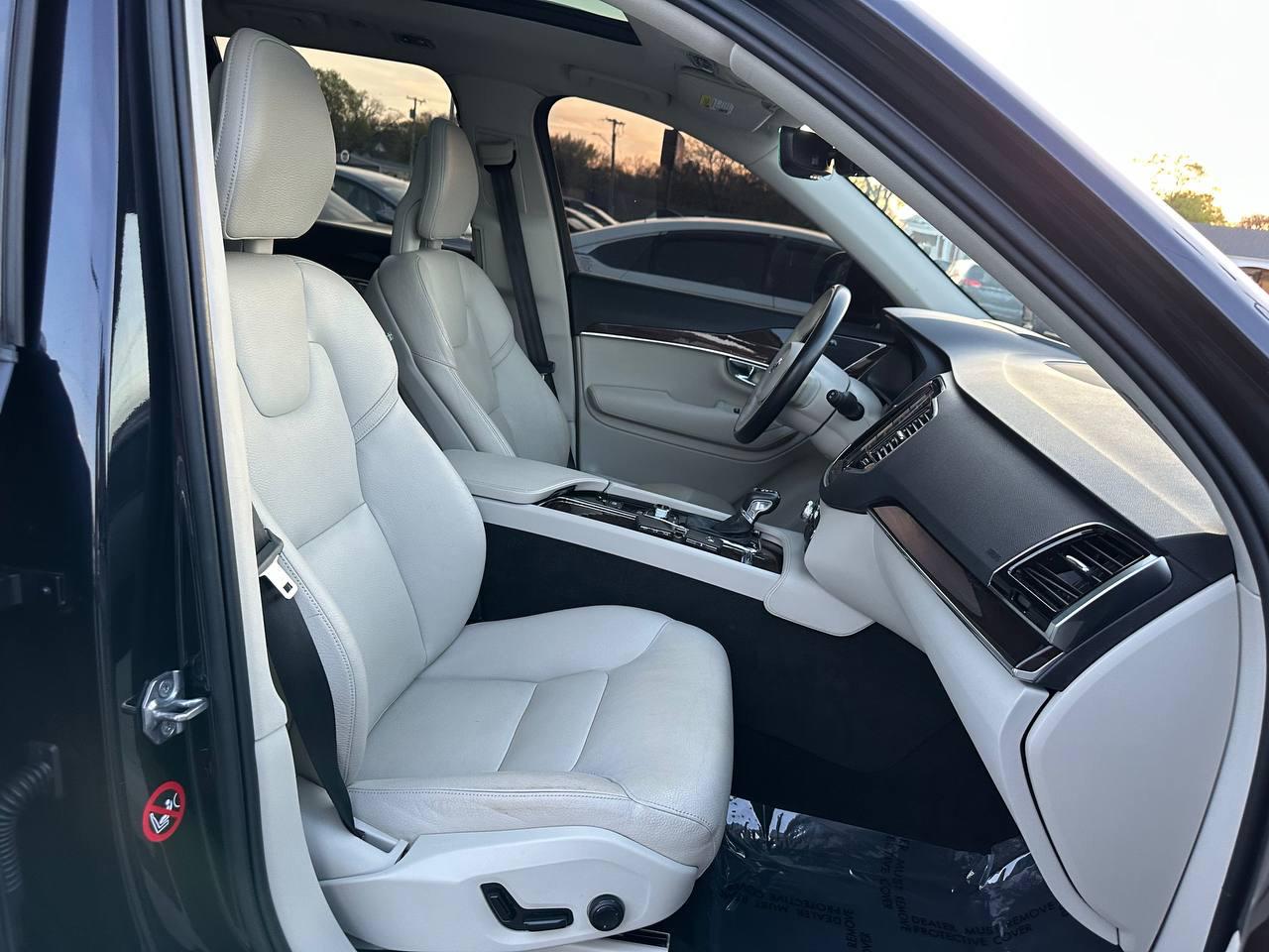 Volvo XC90 T6 Momentum AWD 2016