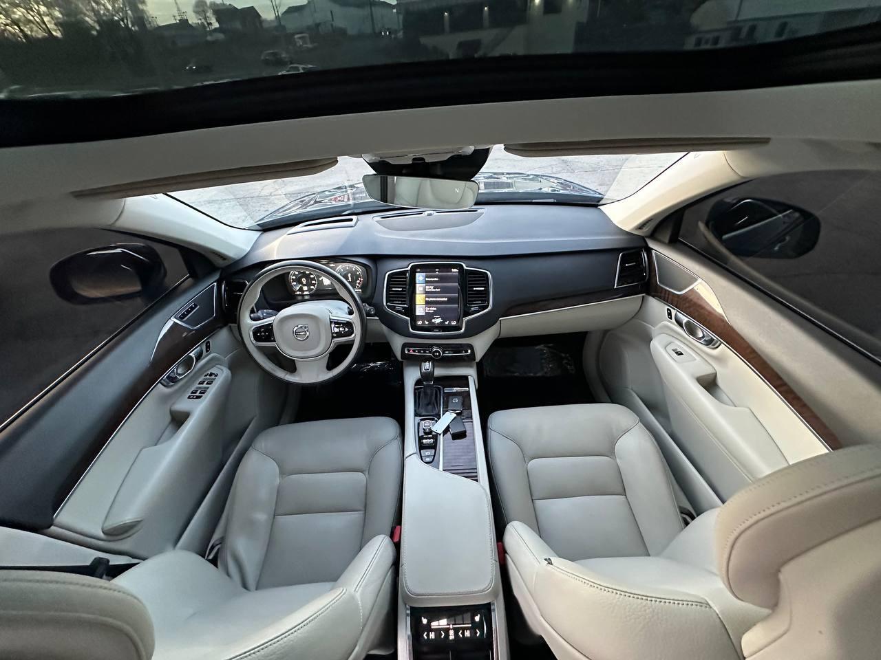 Volvo XC90 T6 Momentum AWD 2016