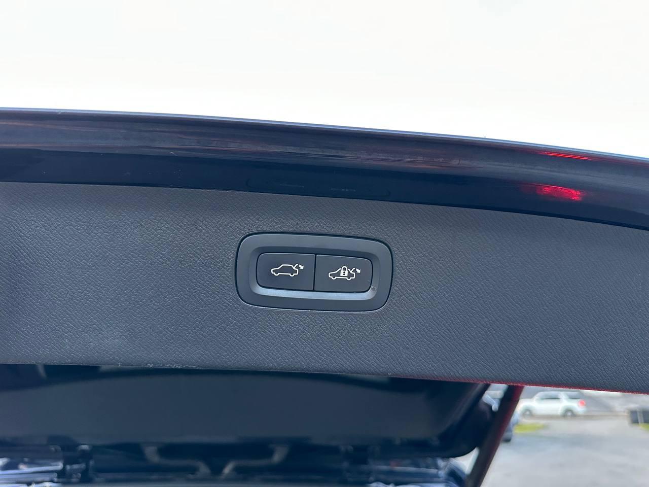 Volvo XC90 T6 Momentum AWD 2016