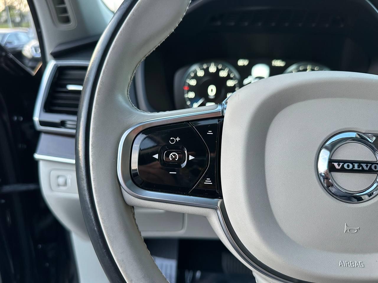 Volvo XC90 T6 Momentum AWD 2016