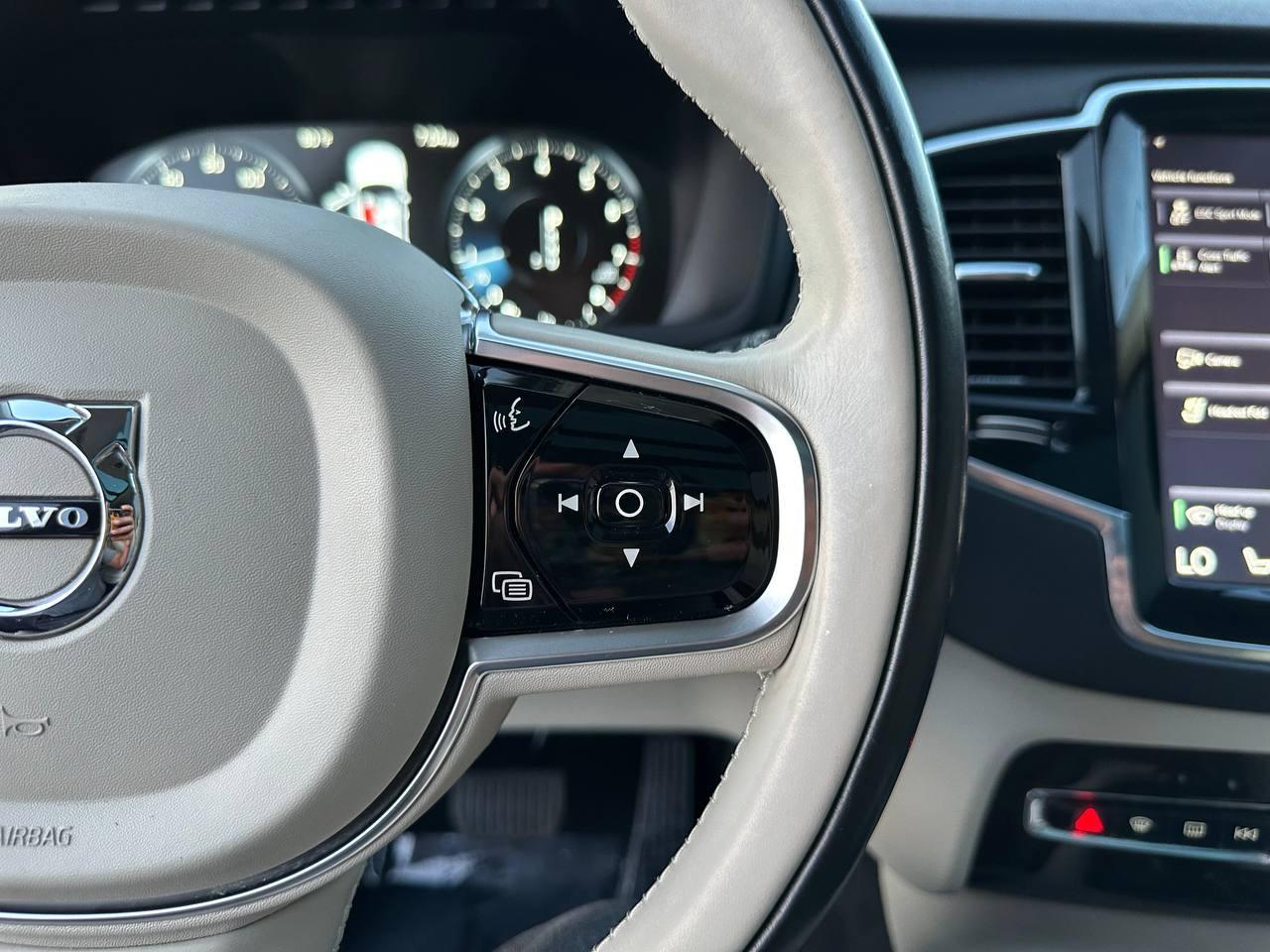 Volvo XC90 T6 Momentum AWD 2016