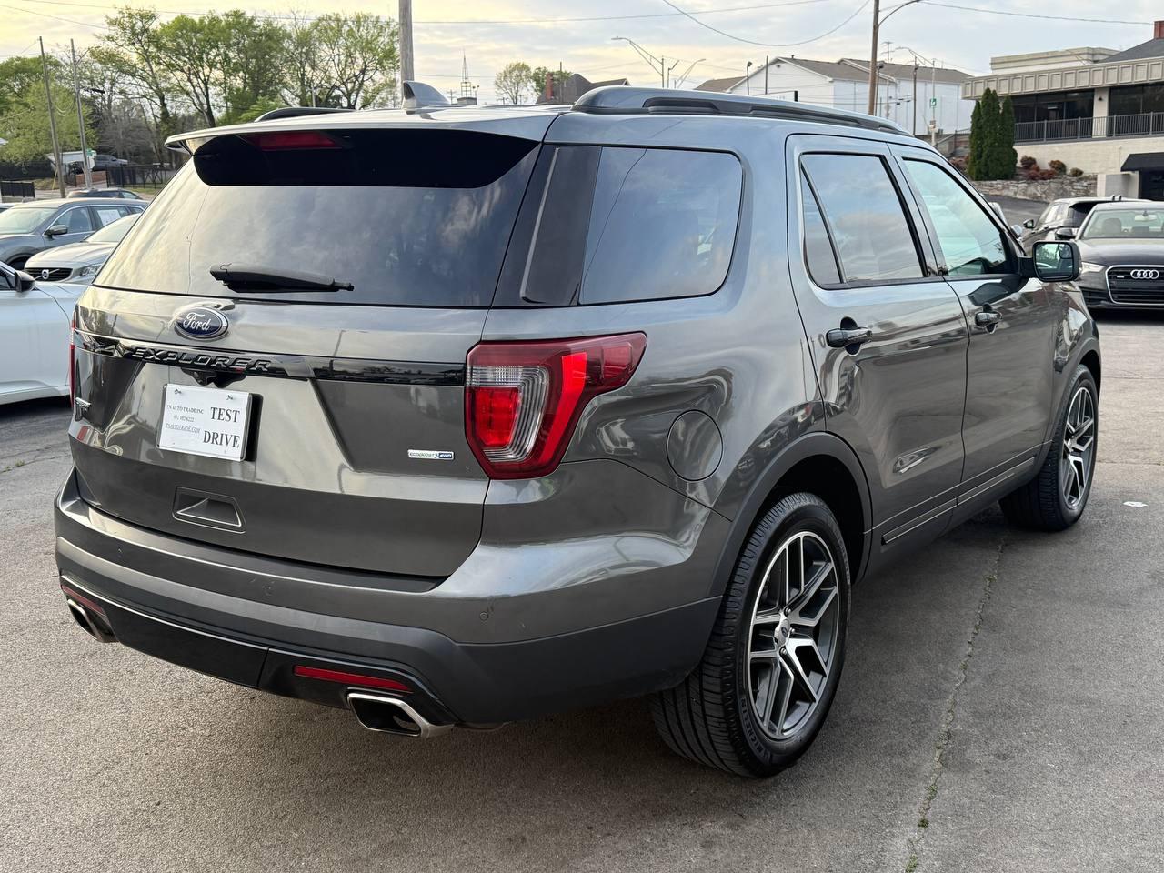 Ford Explorer Sport 4WD 2017