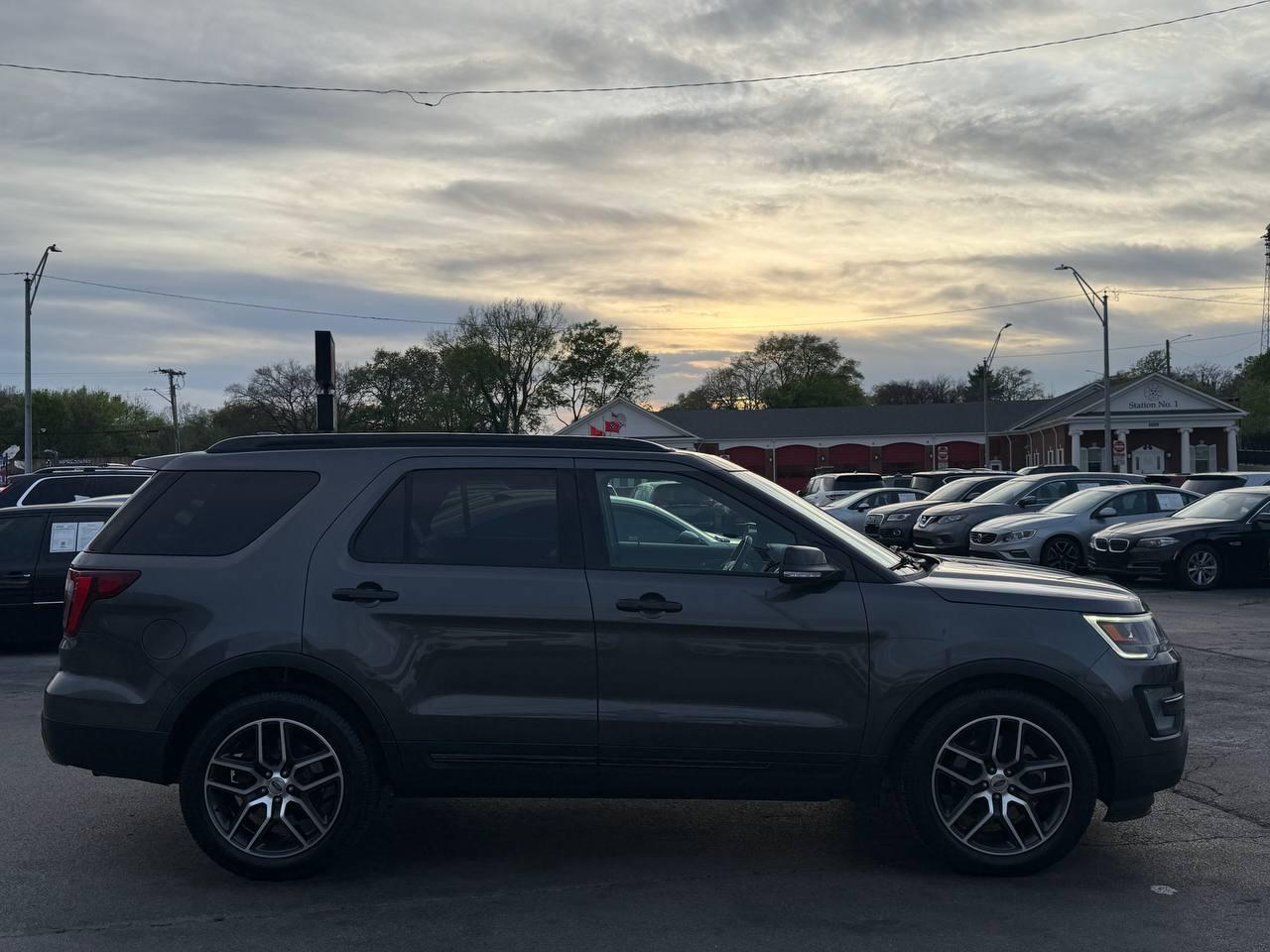 Ford Explorer Sport 4WD 2017