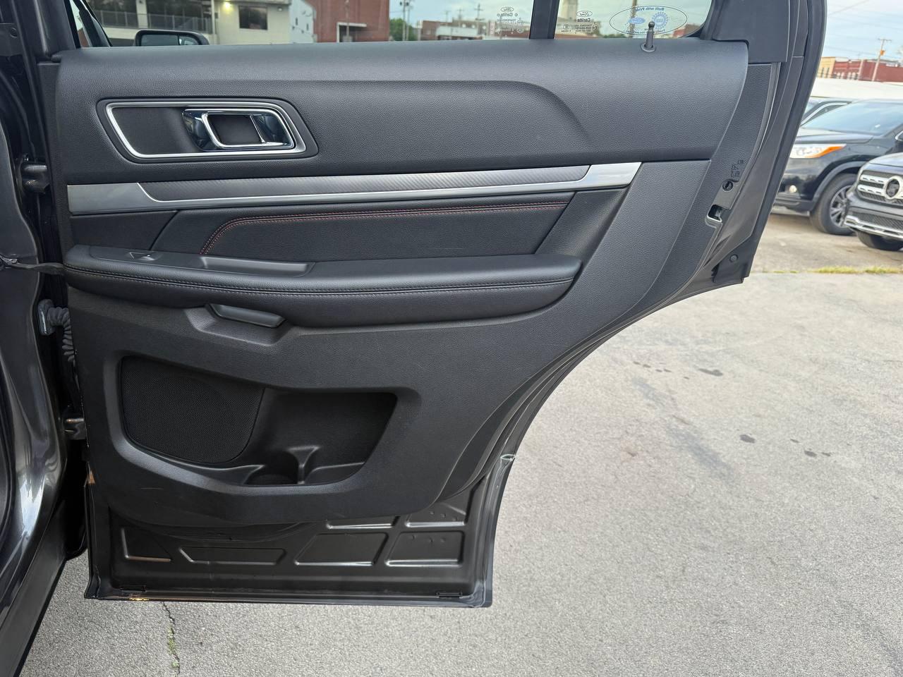 Ford Explorer Sport 4WD 2017