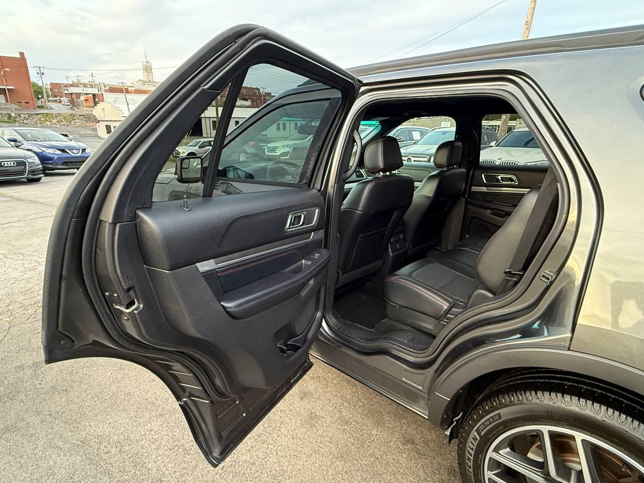 Ford Explorer Sport 4WD 2017