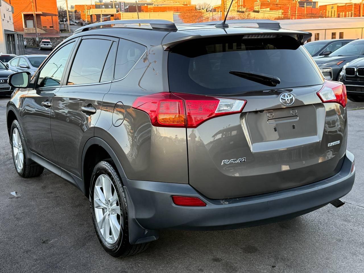 Toyota RAV4 Limited AWD 2013