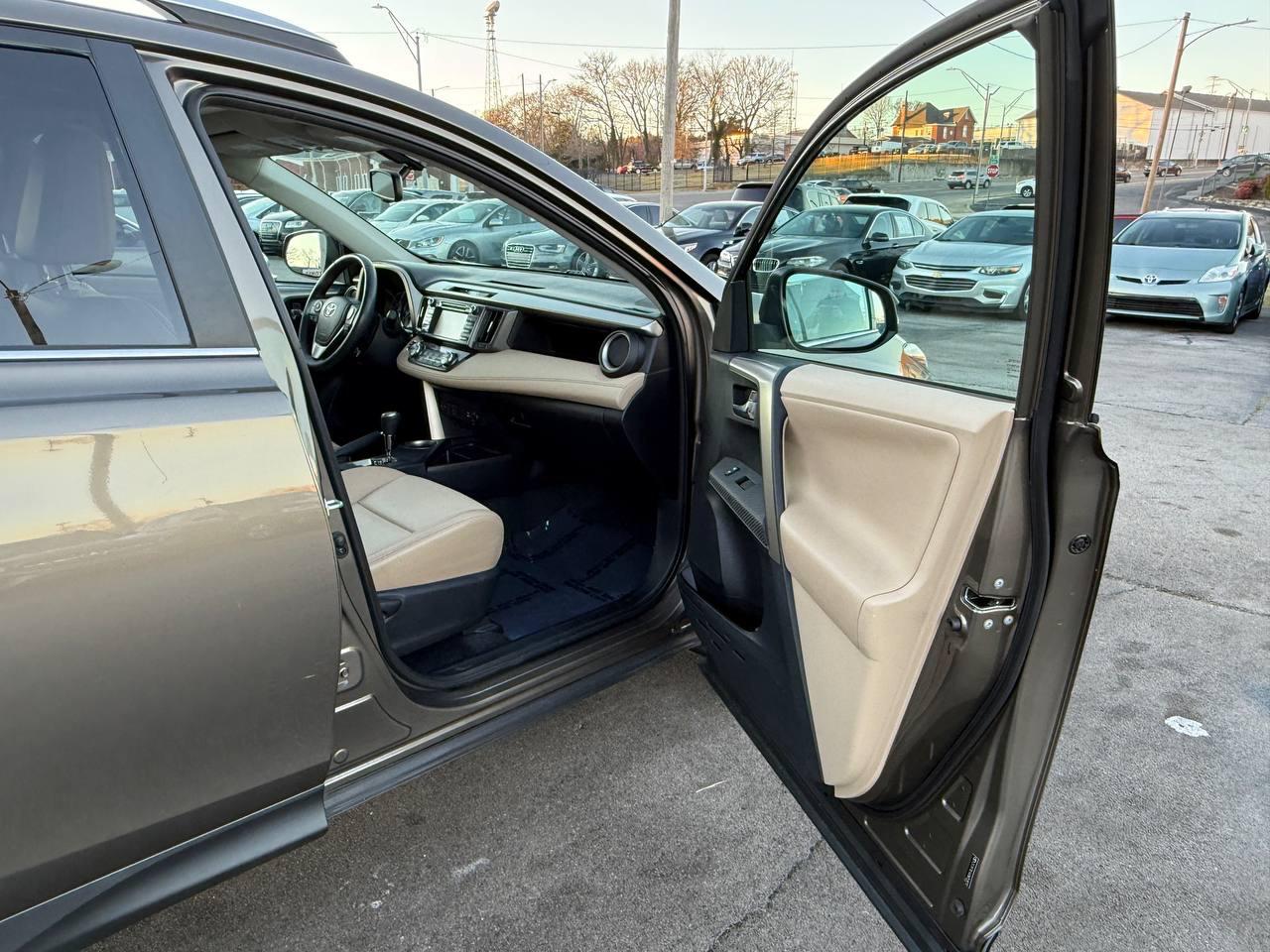 Toyota RAV4 Limited AWD 2013