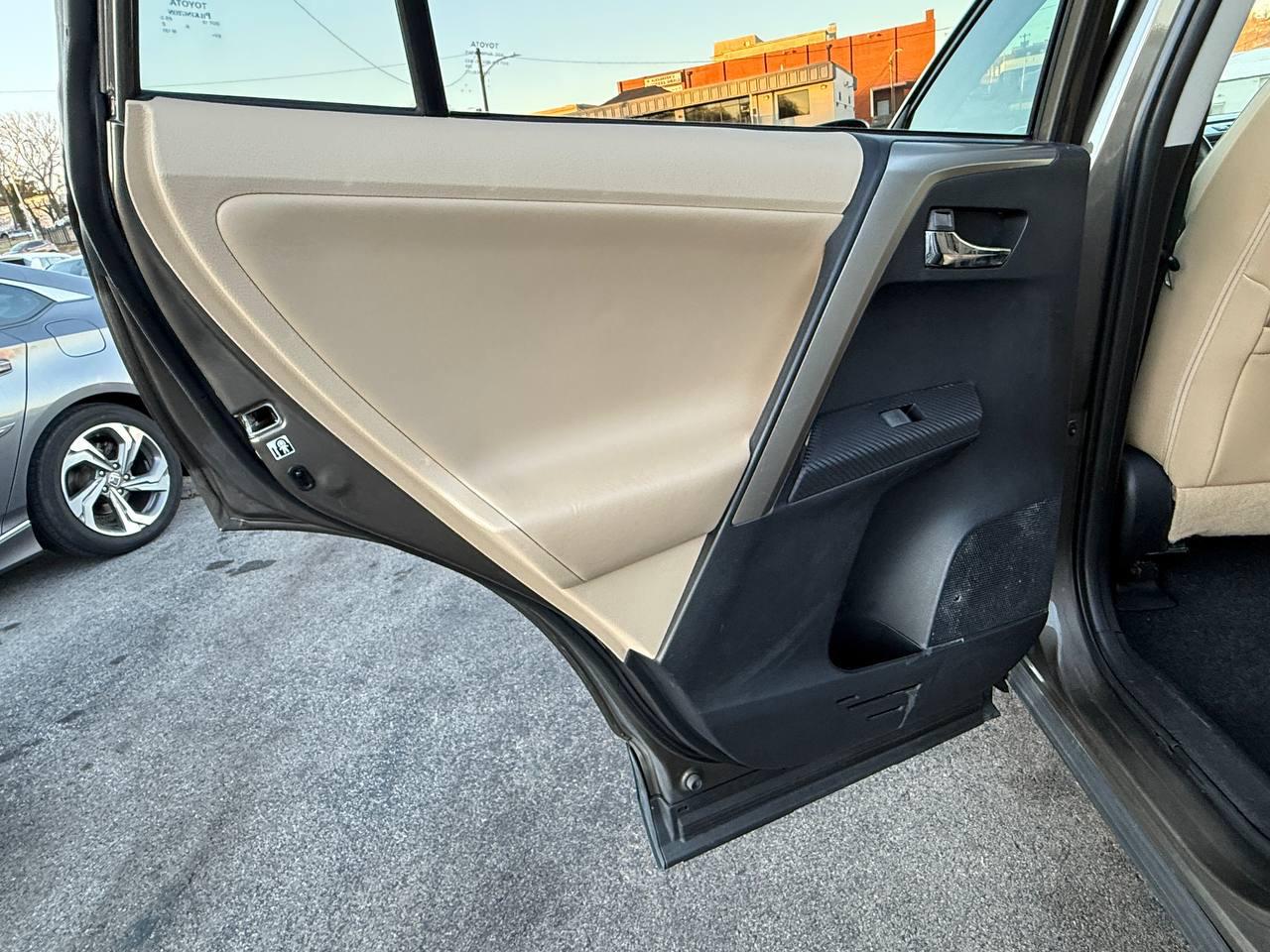 Toyota RAV4 Limited AWD 2013