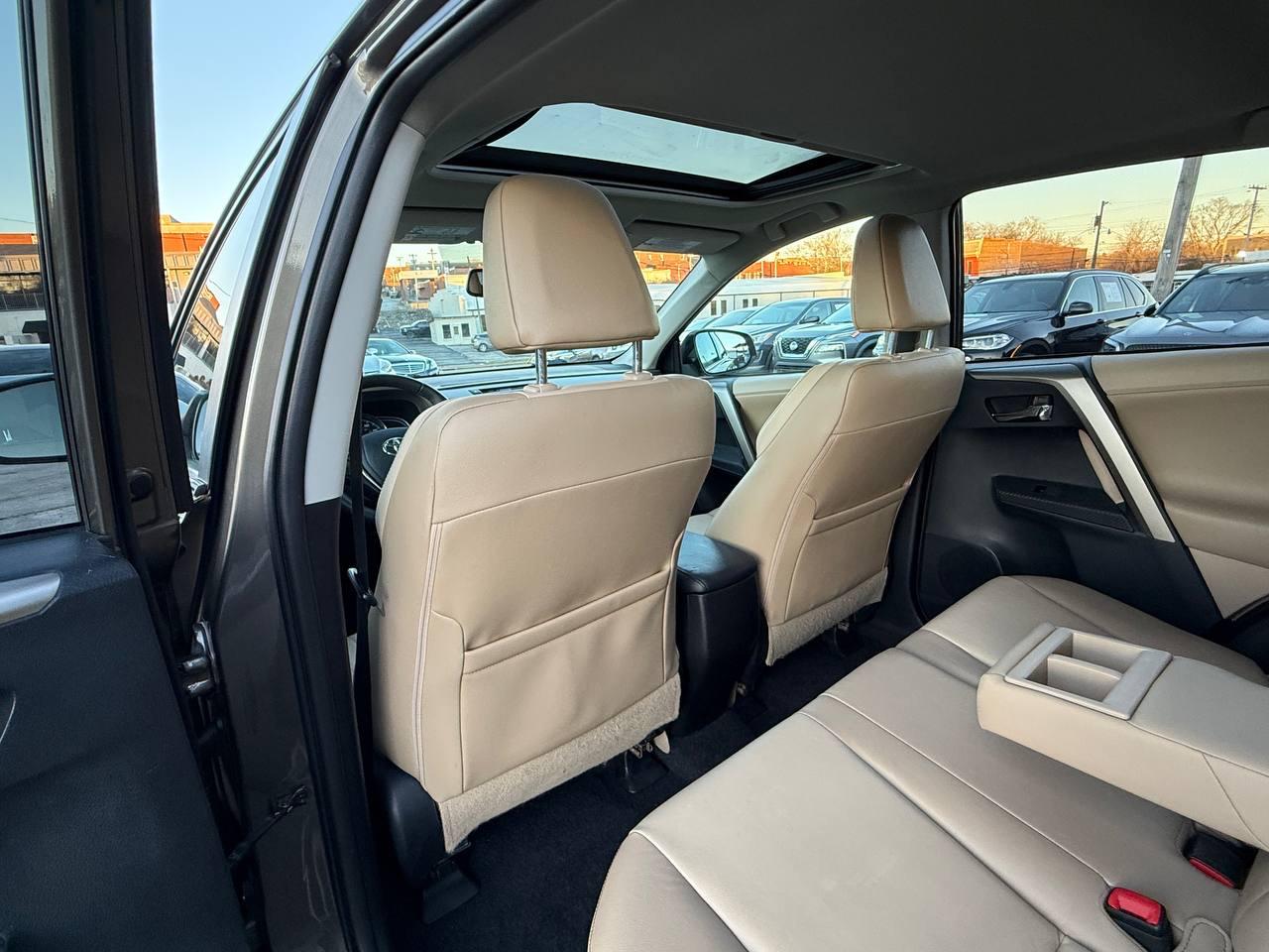 Toyota RAV4 Limited AWD 2013