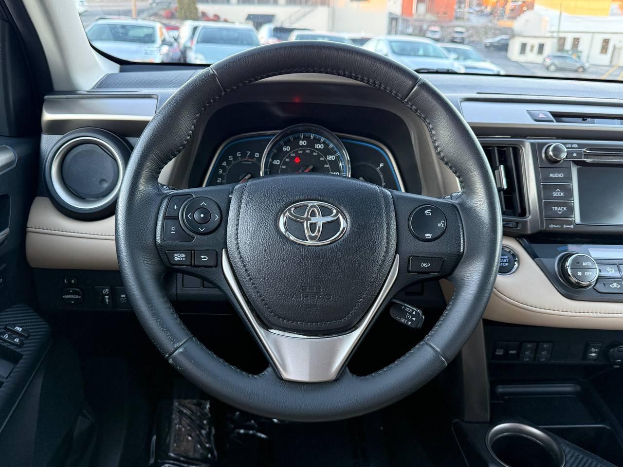 Toyota RAV4 Limited AWD 2013