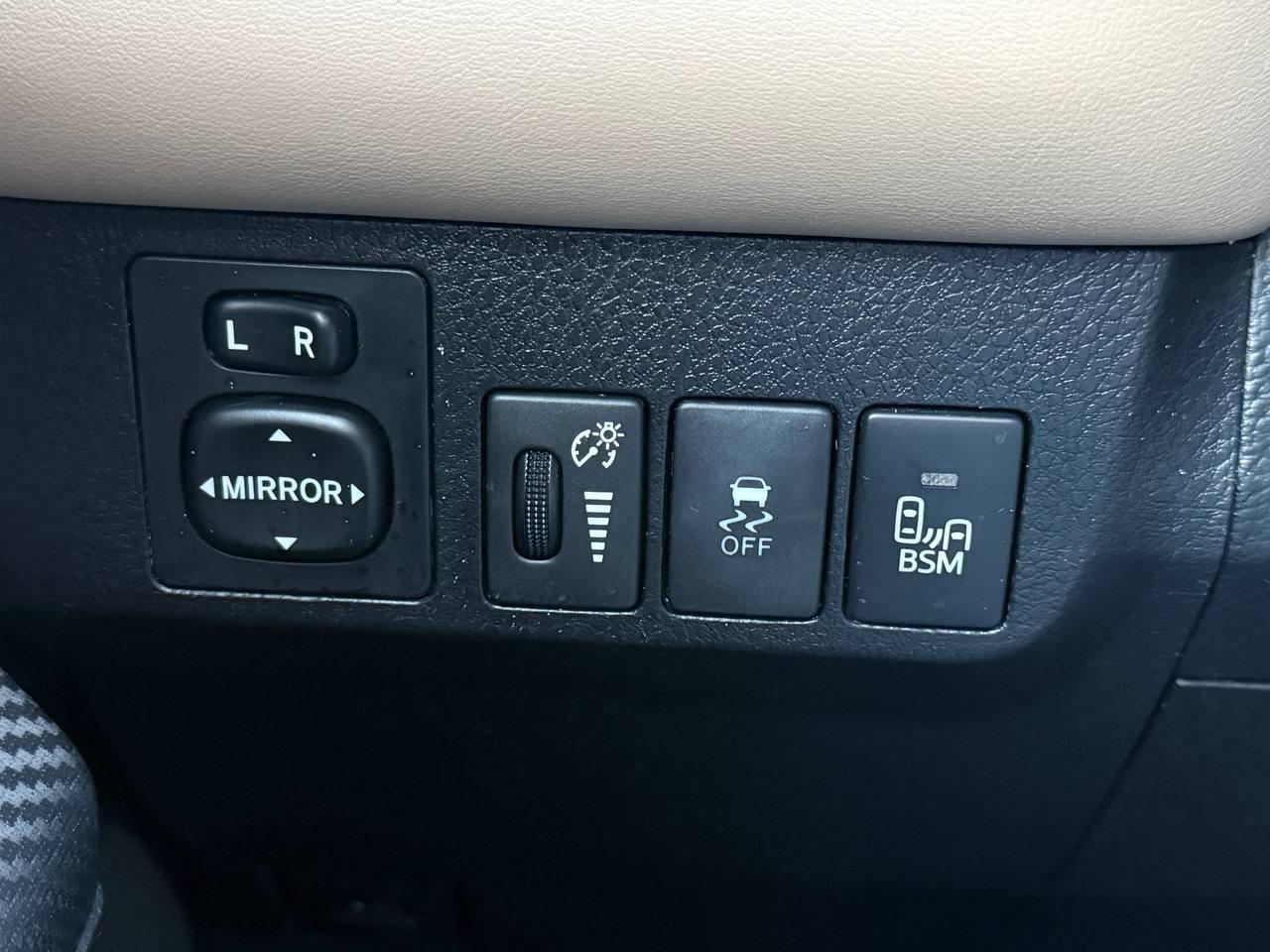 Toyota RAV4 Limited AWD 2013