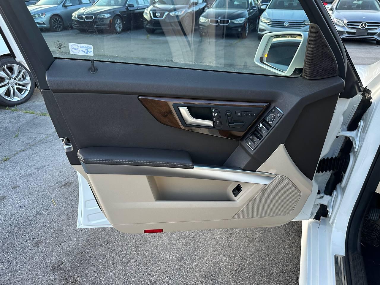 Mercedes-Benz GLK-Class GLK350 2015