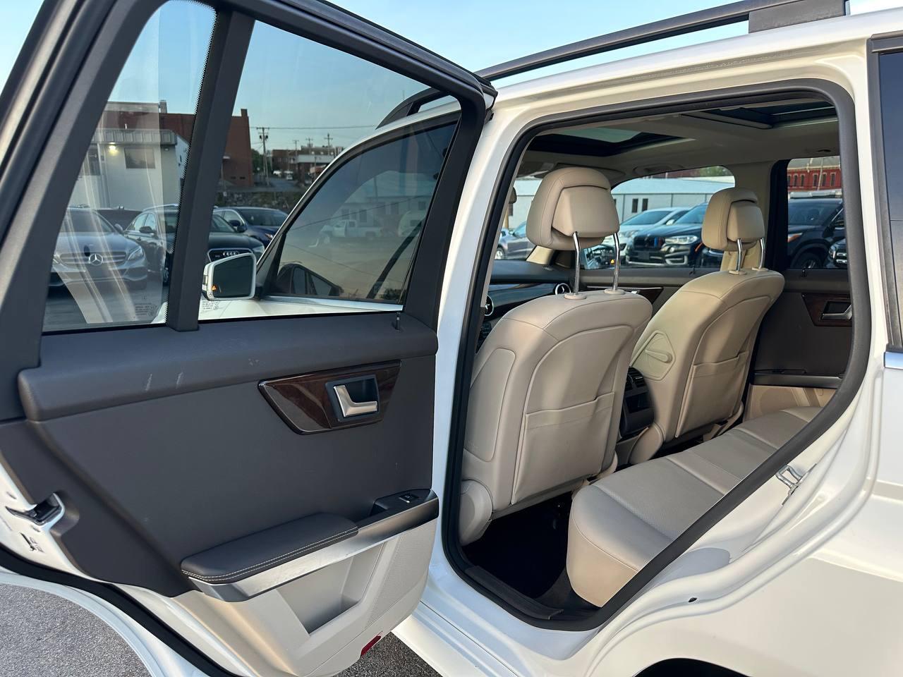 Mercedes-Benz GLK-Class GLK350 2015