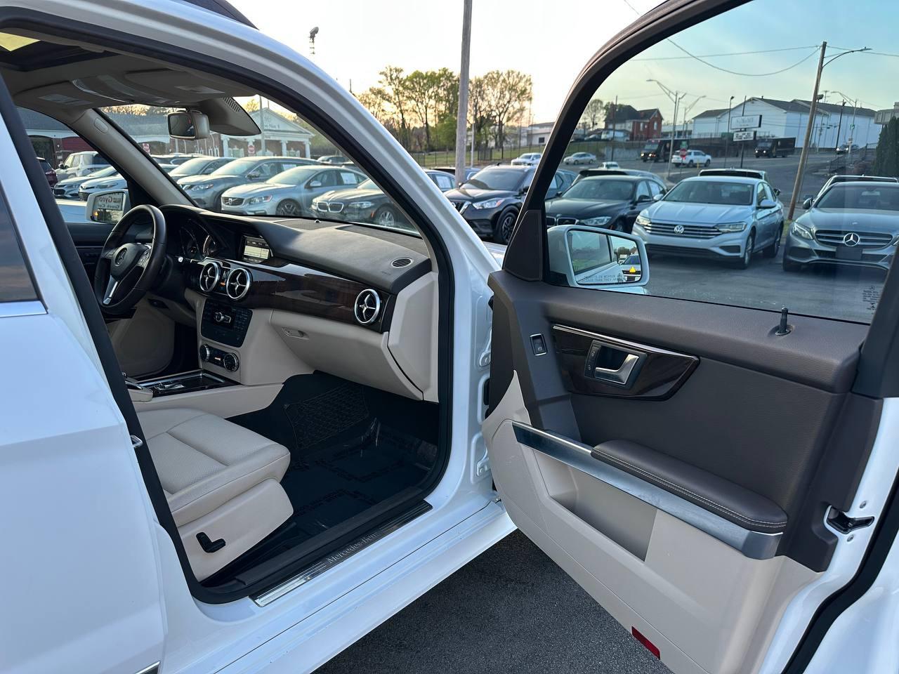 Mercedes-Benz GLK-Class GLK350 2015