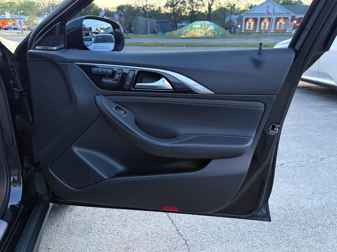 Infiniti QX30 Luxury AWD 2017