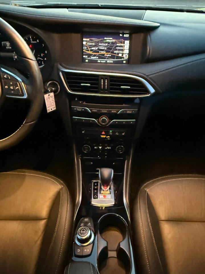 Infiniti QX30 Luxury AWD 2017