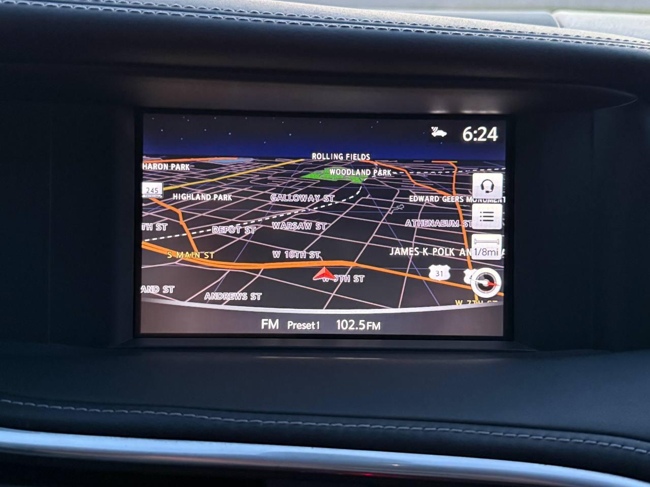 Infiniti QX30 Luxury AWD 2017