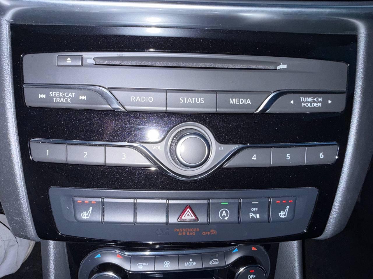 Infiniti QX30 Luxury AWD 2017