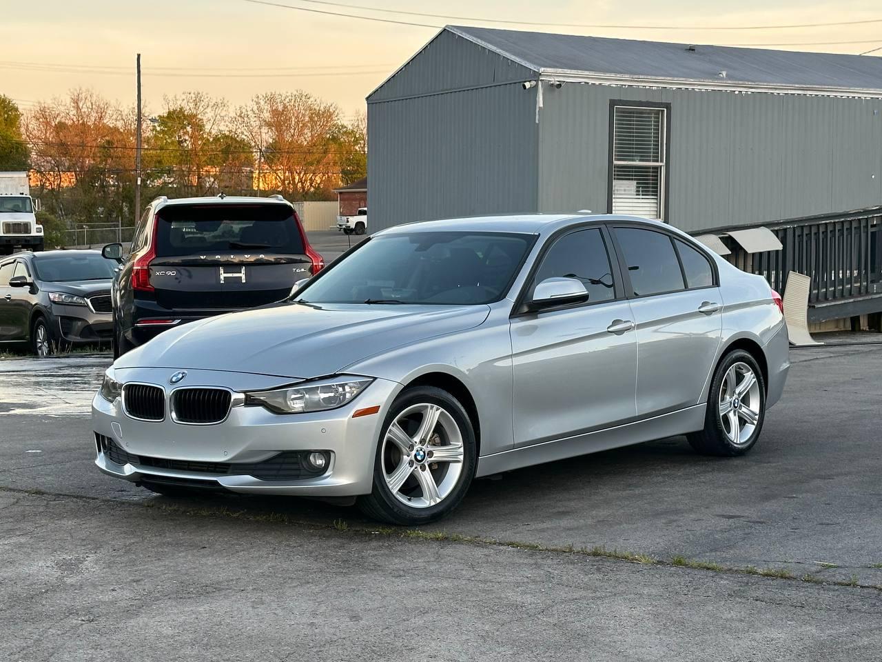 BMW 3-Series 320i Sedan 2014