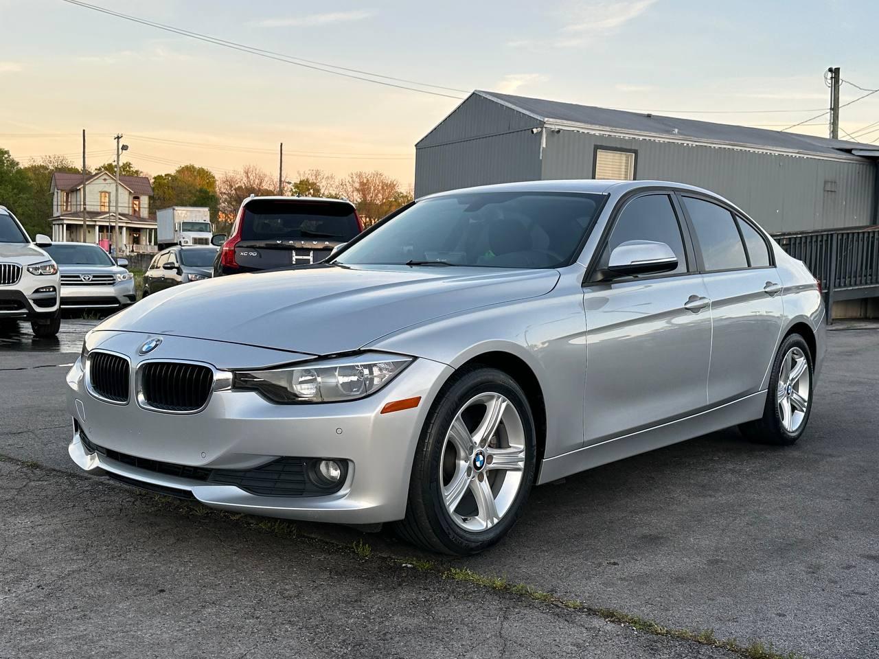 BMW 3-Series 320i Sedan 2014