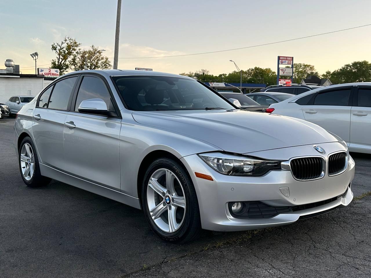 BMW 3-Series 320i Sedan 2014
