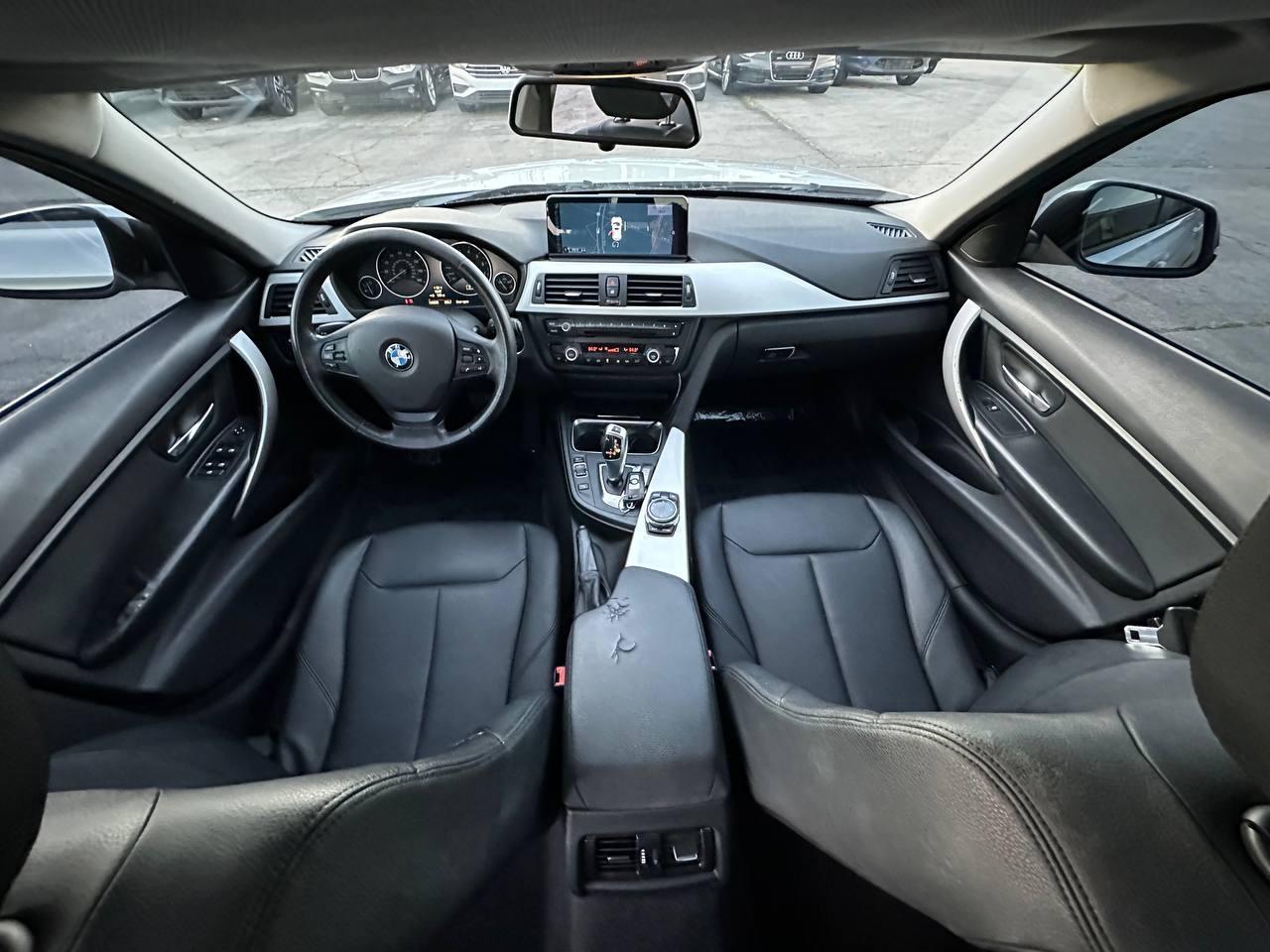 BMW 3-Series 320i Sedan 2014
