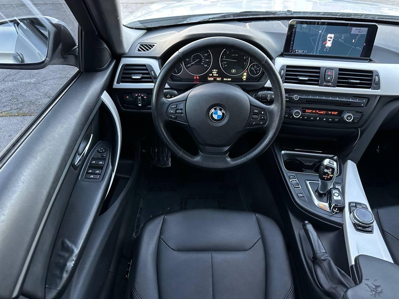 BMW 3-Series 320i Sedan 2014