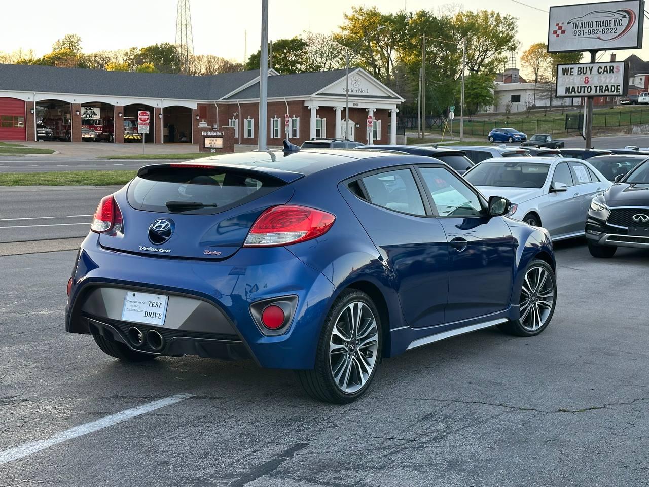 Hyundai Veloster Turbo 6AT 2016