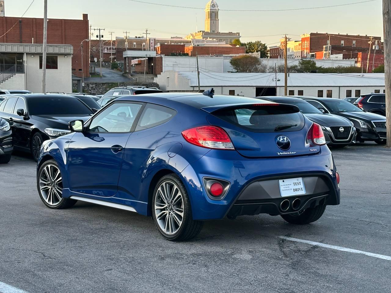 Hyundai Veloster Turbo 6AT 2016