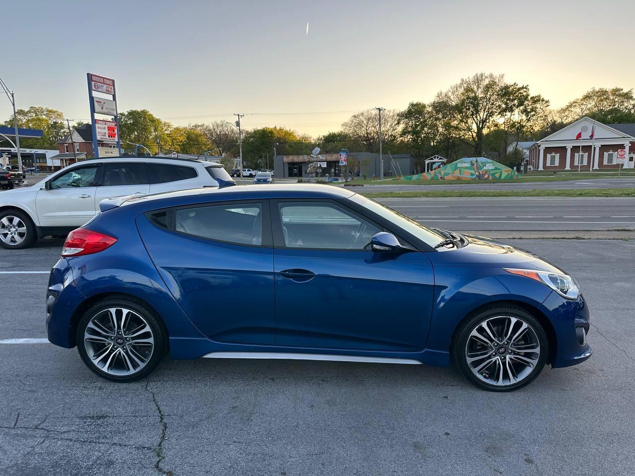 Hyundai Veloster Turbo 6AT 2016