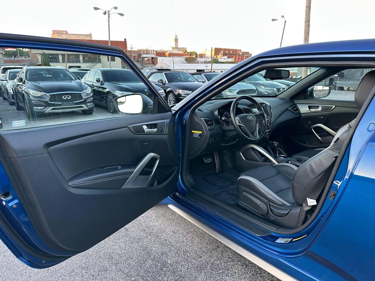 Hyundai Veloster Turbo 6AT 2016