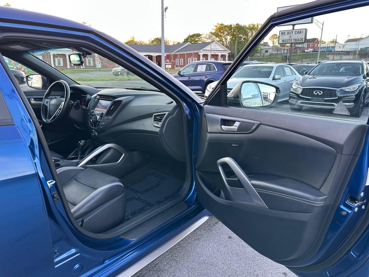 Hyundai Veloster Turbo 6AT 2016