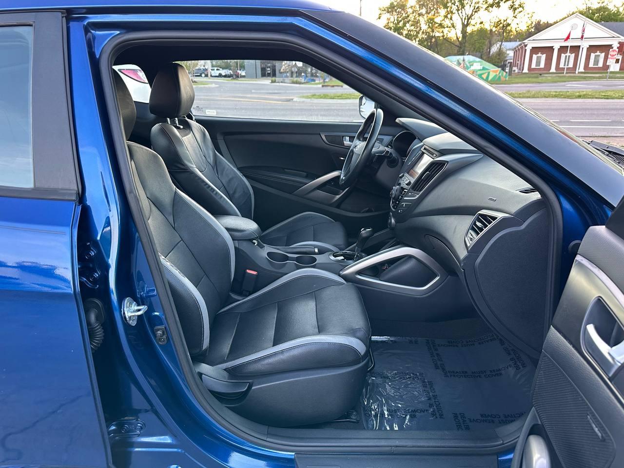 Hyundai Veloster Turbo 6AT 2016