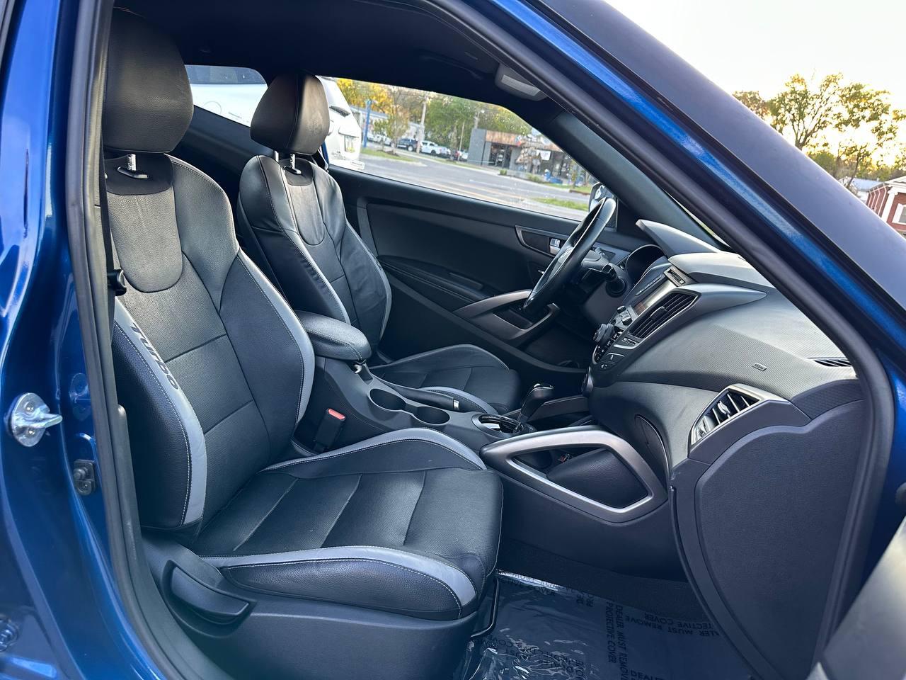 Hyundai Veloster Turbo 6AT 2016