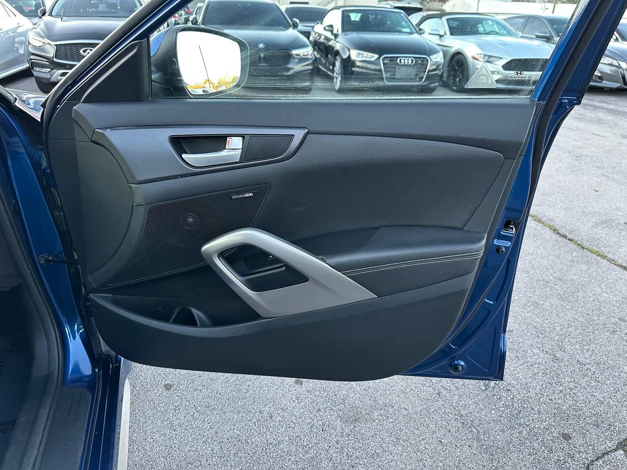 Hyundai Veloster Turbo 6AT 2016