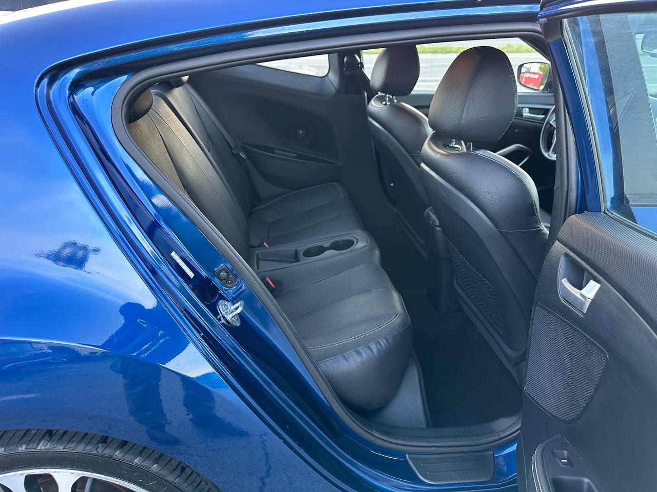 Hyundai Veloster Turbo 6AT 2016