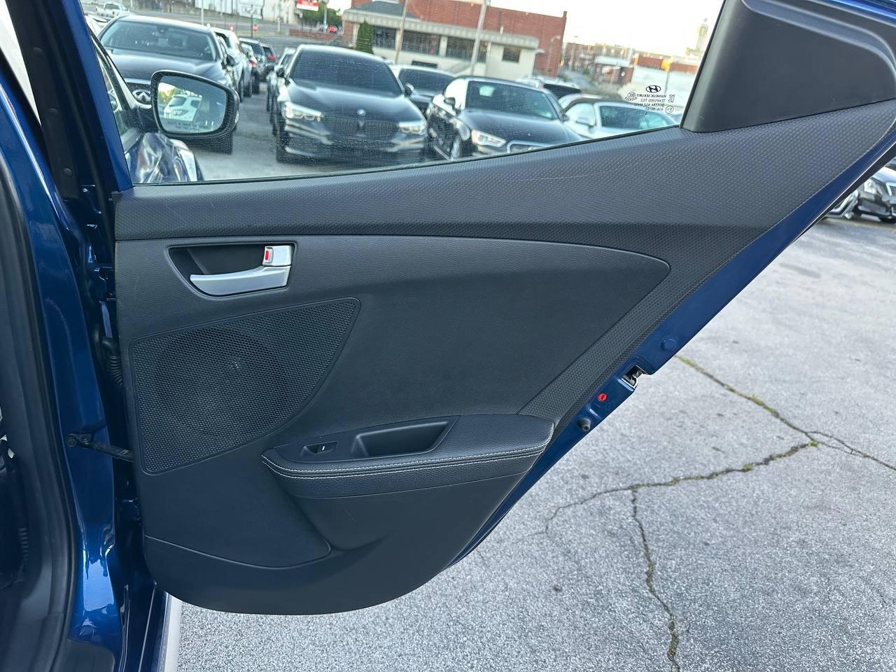 Hyundai Veloster Turbo 6AT 2016