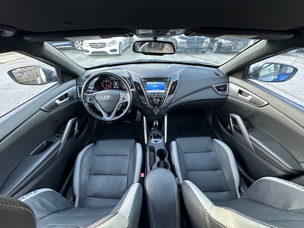 Hyundai Veloster Turbo 6AT 2016